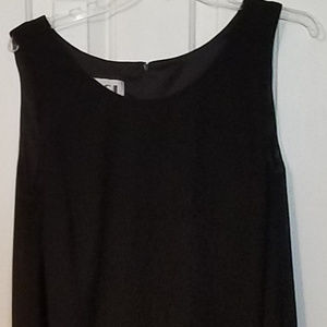 Black Sleeveless Sheath Dress